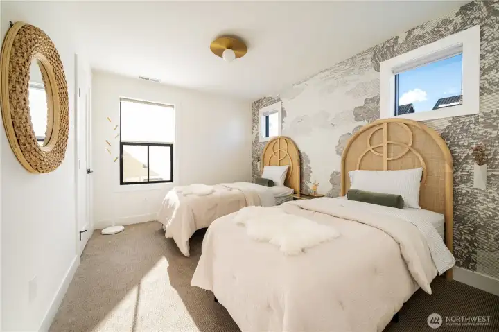 The Twin Room: Designer wallpaper, stylish decor, window coverings, and a walk in closet.