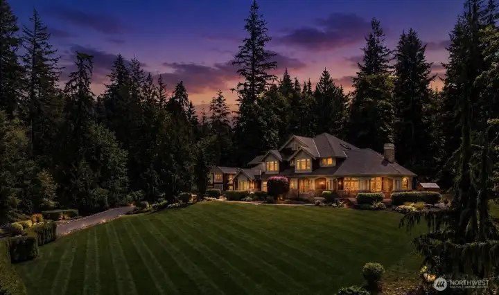 Beautiful Private Woodinville Estate on over 5 acres just north of Lake of the Woods Beautiful Private Woodinville Estate on over 5 acres just north of Lake of the Woods