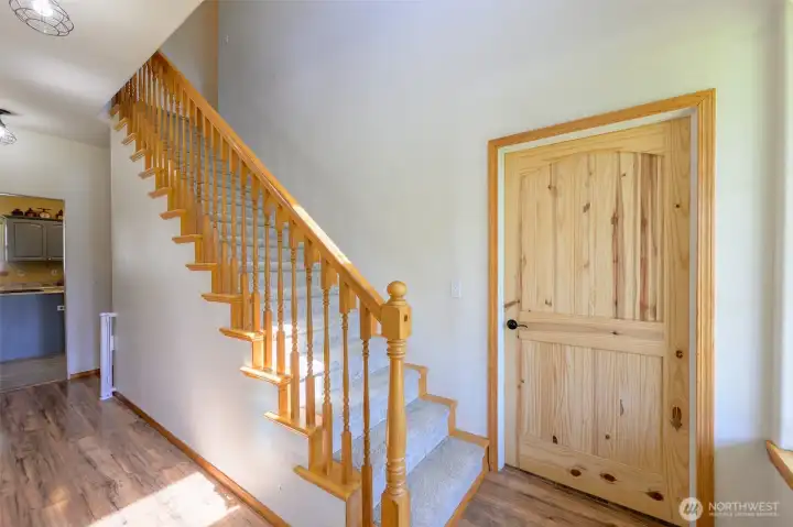 The Foyer 8'x4'. Stairs to the second floor, office door the hallway leads you to the living room and kitchen. the kitchen The Foyer 8'x4'. Stairs to the second floor, office door the hallway leads you to the living room and kitchen. the kitchen