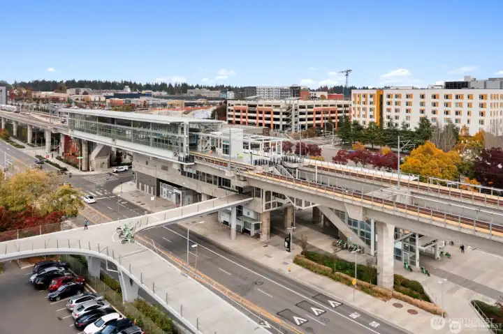 Minutes to Northgate Light Rail