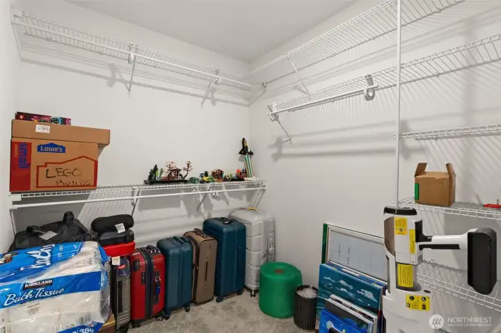 Walk in closet #2