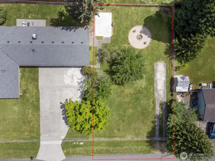 Side yard for sale Side yard for sale
