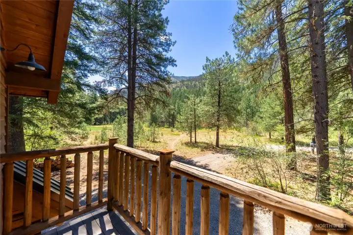 Views of Sandy Butte, towering pines, and open space create a true mountain retreat.