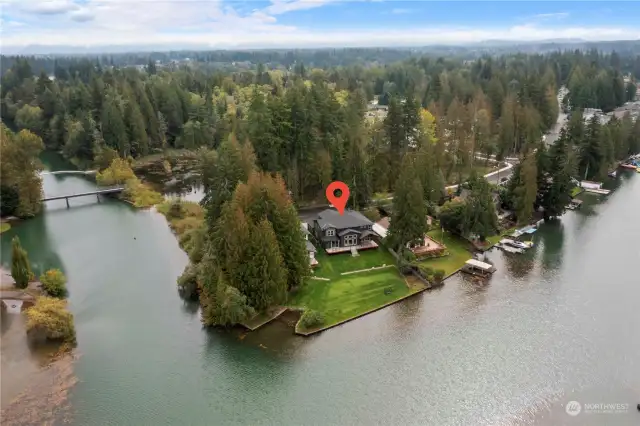 Beautiful location on Lake Tapps