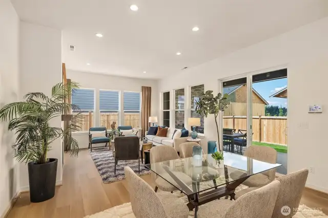 *photo taken from another similar staged home*