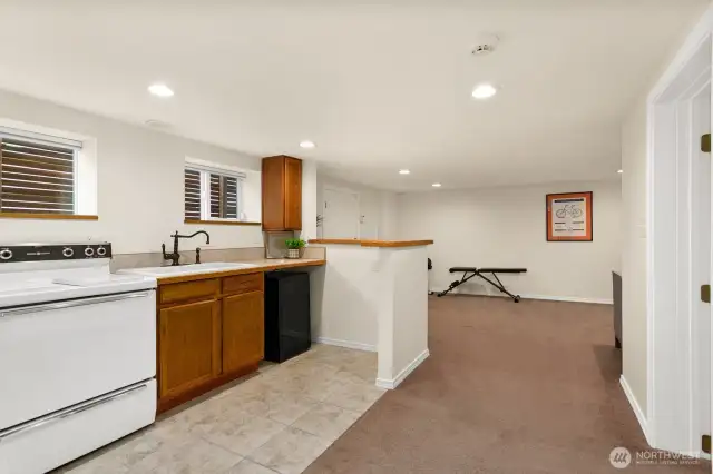 Downstairs 2nd kitchen.