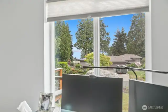 Views while you work, what a peaceful place to spend a workday!