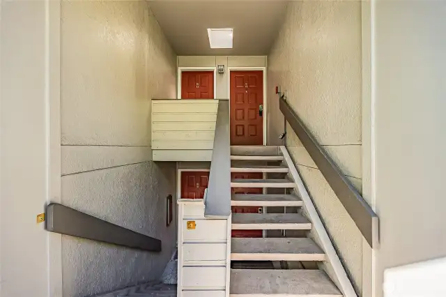 To the Entry of Unit