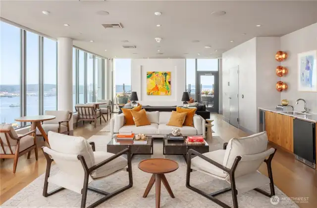 Spire Club lounge