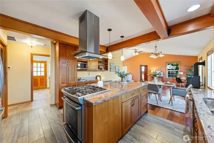 Beautifully remodeled kitchen that you will love!