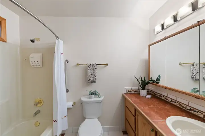 Primary full bath.