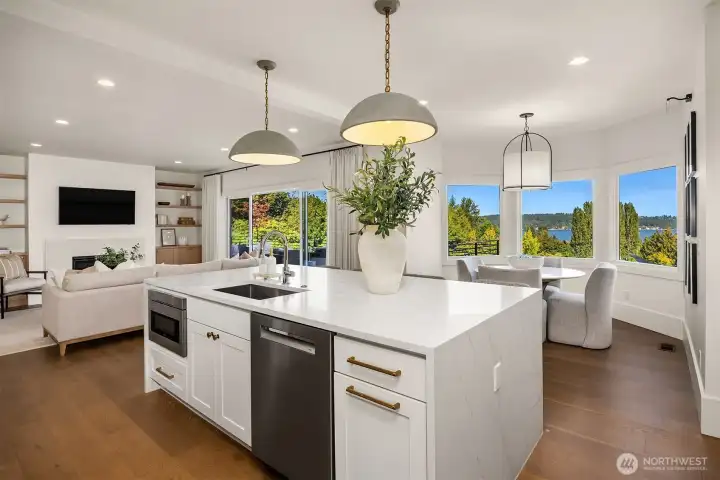 Kitchen Family Room