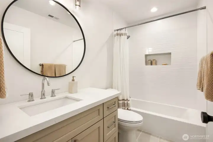 Lower Level Full Bath