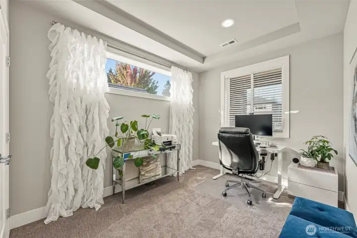 Bedroom on the main with 3/4th bath used as home office