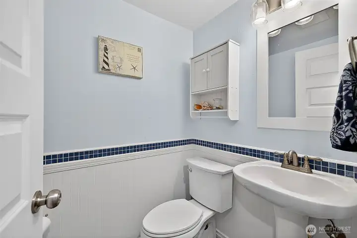 Downstairs 1/2 Bath.