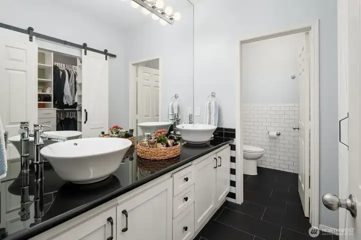 Master bedroom bathroom