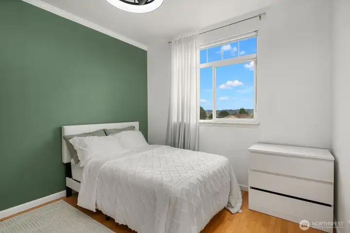 2nd Bedroom Upstairs