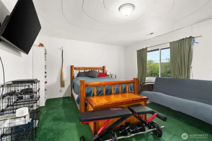 Bonus Room