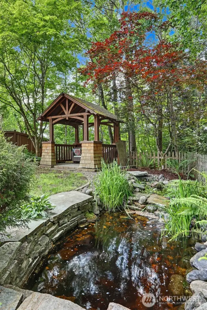 And the very cool pond. And the very cool pond.