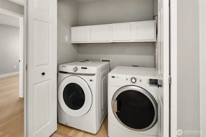 Washer & Dryer included