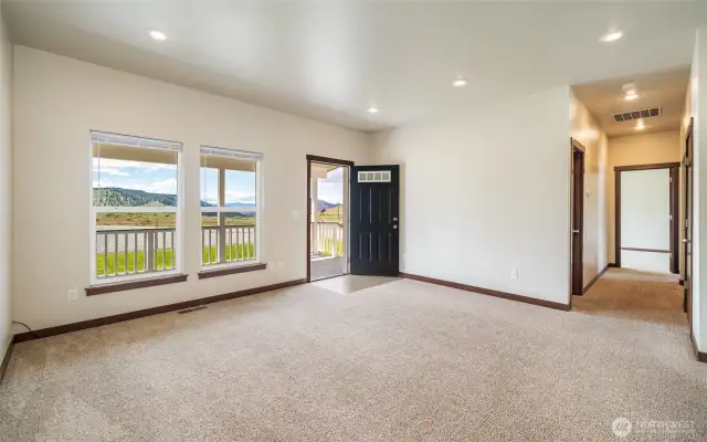 House 2 Living Room