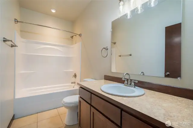 House 2 Full Bath