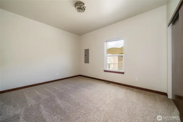House 2 Bedroom 2