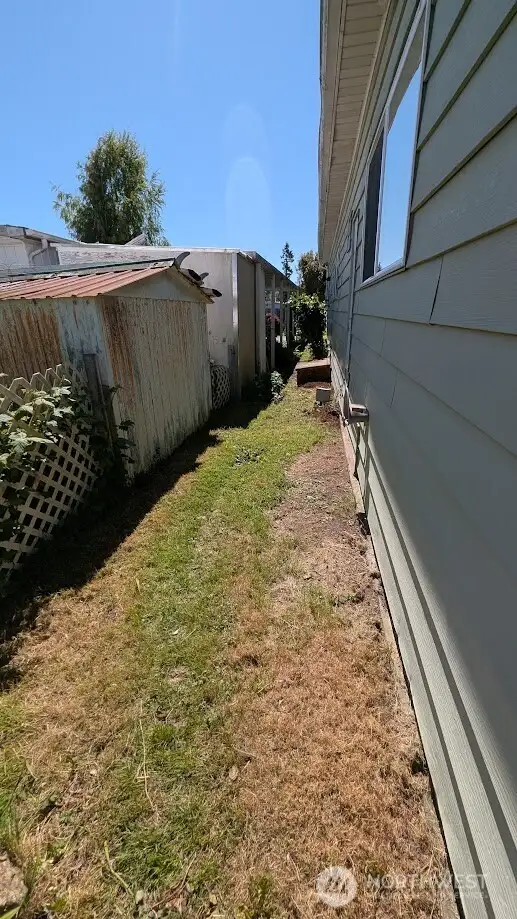 side yard