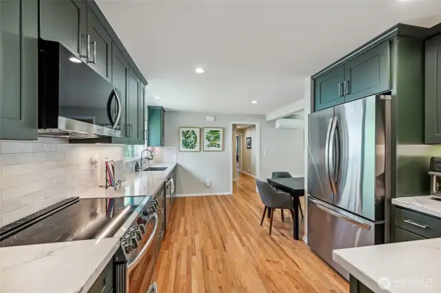 New Stainless appliances add beauty to the home.