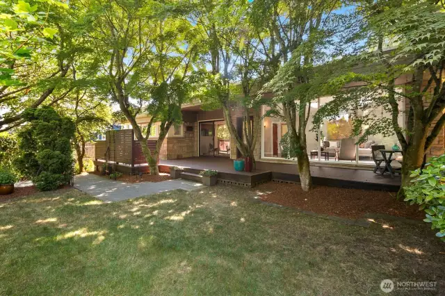 Come home to this private, in city oasis