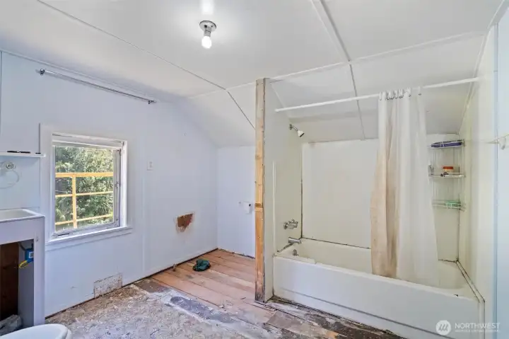 Unfinished Bath Upstairs
