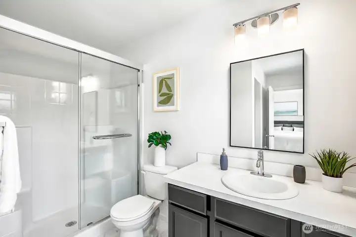 Photographs are for illustrative purposes only. Features, finishes, interior/exterior colors, landscaping and floorplan shown may vary from actual homes built.