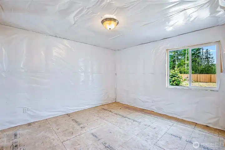 Photographs are for illustrative purposes only. Features, finishes, interior/exterior colors, landscaping and floorplan shown may vary from actual homes built.