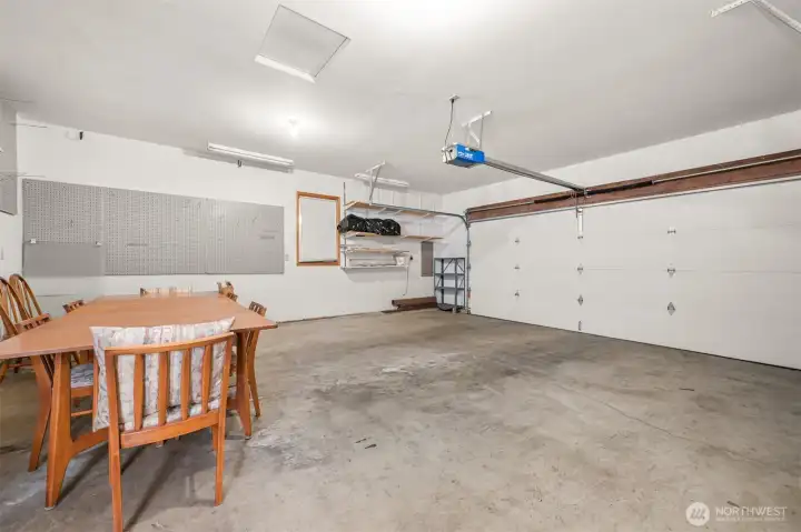 Attached 2 Car Garage