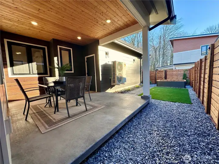 Fully fenced and turf yard, two planter boxes.