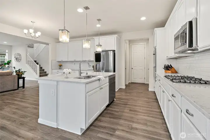 Stainless steel appliances that stay.