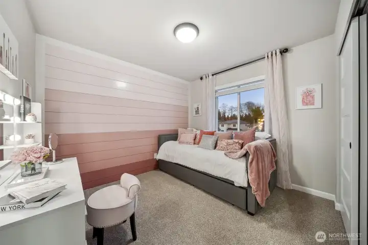 Photo of a similar home & floor plan, specs, colors & upgrades may vary.