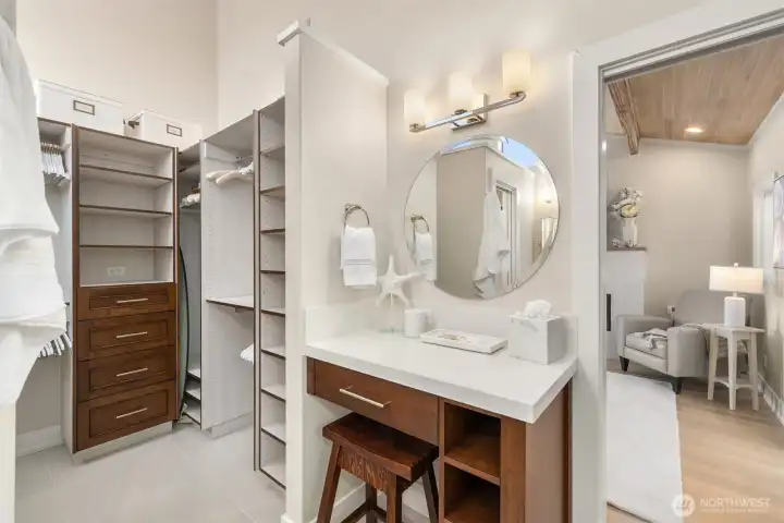 built-in closet continues to the left for more than ample storage built-in closet continues to the left for more than ample storage