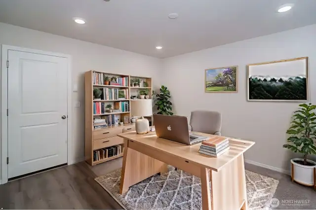 flex room at main floor