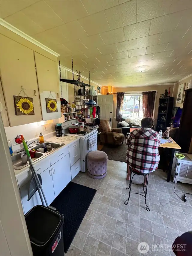 unit 1 dining