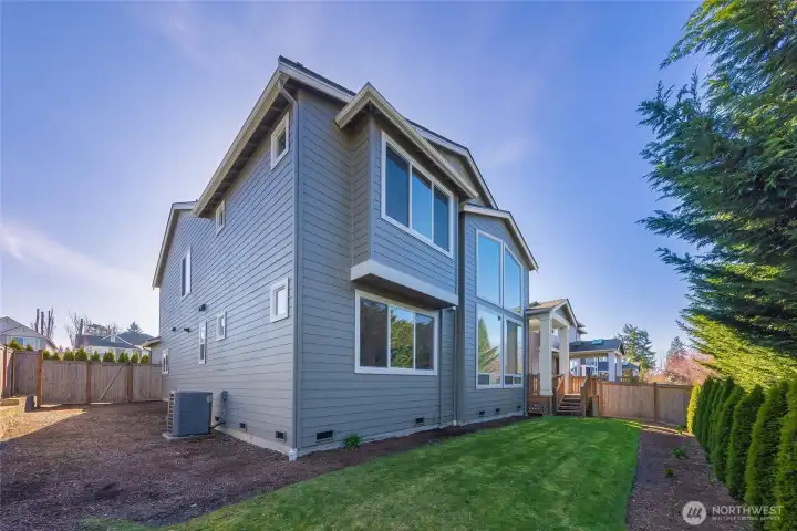 Fully-fenced private back yard.