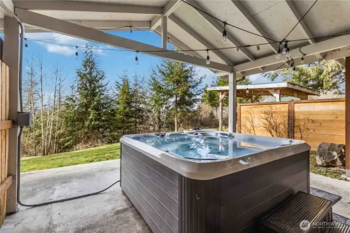 Private hot tub patio.