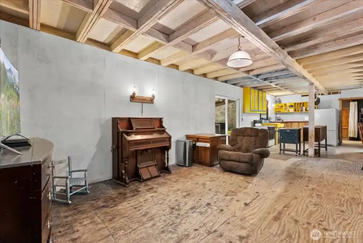 Water, electricity and septic are connected to Building C