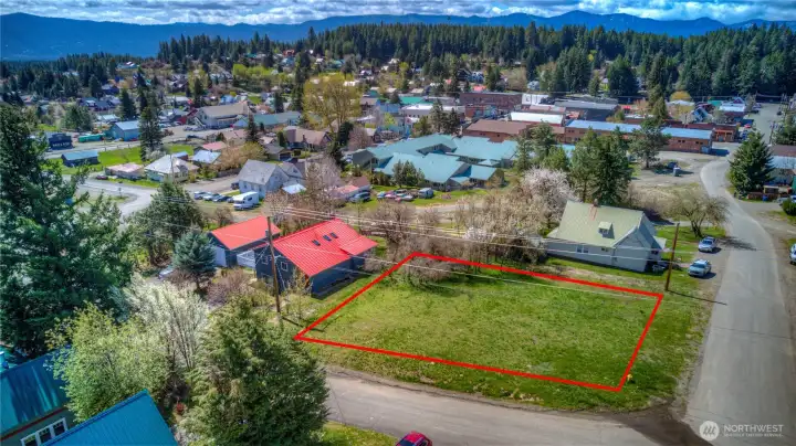 Excellent 2 Blocks to Downtown! Lot Boundary Lines are approximate. Buyer to Verify. Excellent 2 Blocks to Downtown! Lot Boundary Lines are approximate. Buyer to Verify.
