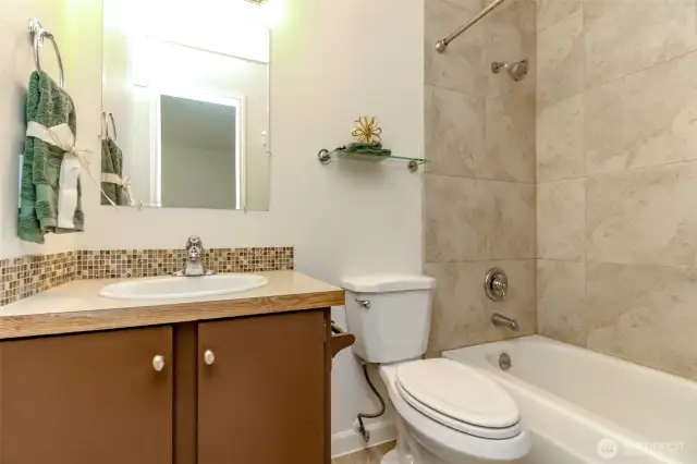 Full Bathroom
