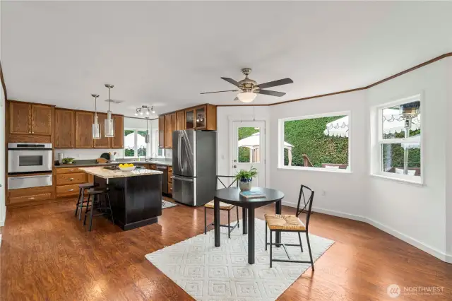 Dining nook