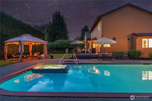 Gazebo & fire pit