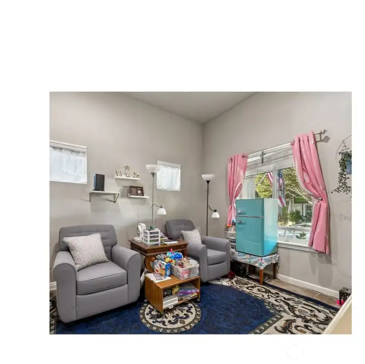 Main level bedroom