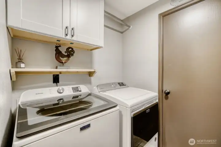 Laundry room. Washer and Dryer stay!