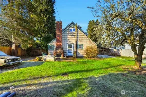 Backyard patio and fireplace